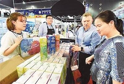 Chinese People Willing to Buy More Imported Goods